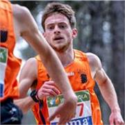 Monitor nacional de atletismo, actualmente con 10 años de experiencia en categorías menores, 1 año en amater 