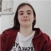 Tutrice pour l'aide aux devoirs et le soutien scolaire donne des cours particuliers à ceux qui en ont besoin