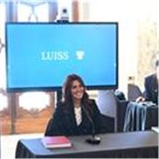Laureata in Giurisprudenza, collaboratrice universitaria in diritto penale, disponibile per lezioni universitarie, supporto esami.