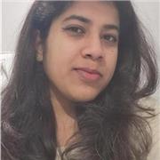 English tutor offering online lessons for children, students, and adults.