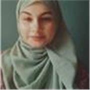 Experienced British Curriculum Tutor Helping Students Learn with Confidence