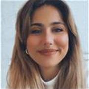 “Profesora de inglés con + 5 años de experiencia en centros educativos y +10 en clases particulares para niños y adultos.
