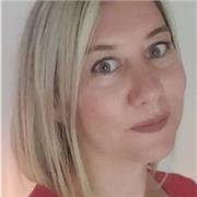 Hello, my name is Michelle - thanks for reading my profile. If your child dreads tutoring sessions and has previously found them dull and boring then I'm the tutor for you. I'm able to build an amazing rapport with my students thanks to the relaxed, fun a