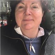I’m a native English speaker.My 1:1 sessions will help student navigate city,another build vocab or another confident conversation