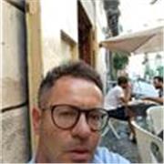 Laureato in Filosofia con dottorato impartisce lezioni a liceali . Prezzi modici e ragionevoli