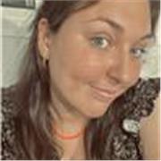 Profesora particular con años de experiencia en inglés. Poseo título B2. Alumnos desde primaria a bachillerato.