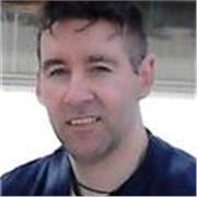 Profesor ELE de la UPV, mucha experiencia, dinámico.