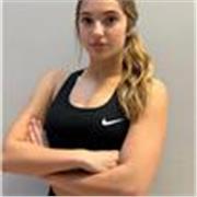 Profesora de boxeo apta para todo tipo de edades y niveles