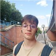 Joven de 20 años al que le encanta enseñar y pasar tiempo de calidad con niños de todas las edades.