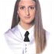Profesora particular que imparte clase a todas las edades
