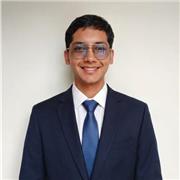 Tutor joven de Inglés con clases online prácticas y dinámicas