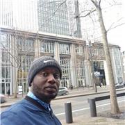 En EnglishTeacher For Beginners toIntermediate Level.
Learn English with Fun and Effective One-to-One Lessons
Professional Online