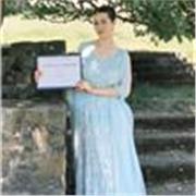 Englisch-Tutorin, welche Kinder jeder Altersgruppe unterrichtet und ihr internationales Abitur (IB) auf Englisch gemacht hat