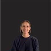 Soy profesora dentro de la carrera de Recursos Humanos, me especialicé en organizaciones e instituciones y psicologia deportiva