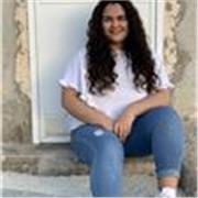 Estudiante de turismo con amplia experiencia anteriormente como profesora de refuerzo a niños desde 5 hasta 12 años, no se descarta dar clases a niños más mayores tampoco, mucha paciencia, cariño y comprensión
