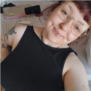 Soy una chica muy alegre aunque cuando doy clases me pongo seria.Me gusta trabajar con gente y más si les puedo ayudar.niñosadoles