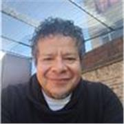 Actor profesional ofrece servicio como coach para aquellas personas que deseen afianzar sus capacidades de comunicación corporal y oral. Manejo de timidez