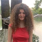 I’m passionate about language learning and language learning methods! I speak 4 languages fluently and my lessons are one-to-one