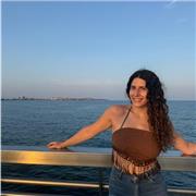 I am an extroverted and adaptable language Spanish/English teacher