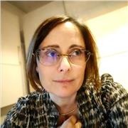 Cerchi un insegnante attento e creativo, che ti segua in un percorso su misura per te, vario e con chiari obiettivi? Contattami!