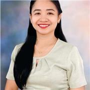 A dedicated primary teacher who is patient with kids.