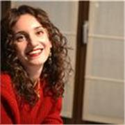 Prof en ligne qui donne des cours de FLE pour améliorer votre niveau!