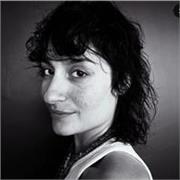 Hi! This is Francy, and if you're scared of English...well, I'm just here for you to make it easy and fun! Per bimbi e adulti :)