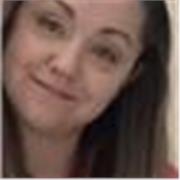 Profesora de Historia o Ciencias Sociales apta para todas las edades.