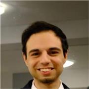 Laureato in Giurisprudenza, offro lezioni di italiano a chiunque abbia voglia di apprenderlo, che siano ragazzi o persone adulte. 