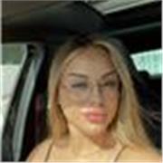 Chica joven con gran vocación por la enseñanza.