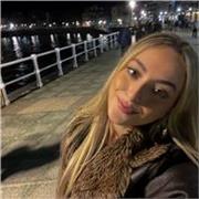 Profesora de historia del arte apta para todas las edades