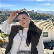 Estudiante de educación Infantil y Primaria, interesada en dar clase a niños de primaria y primeros cursos de la ESO.