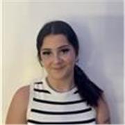 Hola, me llamo Emma y soy una chica responsable, cariñosa y paciente a la que le encantan los niños. 