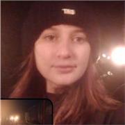 Oberstufenschülerin, gute Englisch Kenntnisse (bei Anfragen biete ich auch andere Fächer an wie Latein, Deutsch, Biologie usw.)