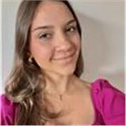 Estudiante de de Derecho y Criminología con nivel C1 de inglés. Siempre se me ha dado bien explicar y ayudar a otros a entender