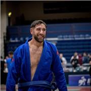 Champion d'Europe de jiu-jitsu brésilien, je donne des cours particuliers ou en petit groupe