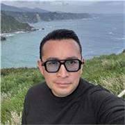 Profesor de inglés apto para todas las edades amplia experiencia en el ramo.