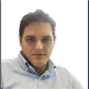 Laureato in economia e finanza con oltre dieci anni di esperienza in amministrazione finanza e controllo