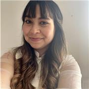 Professeure d’espagnol avec une approche naturelle et humaine.