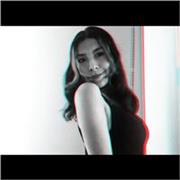 Profesora de lenguaje imparte clases a niños de todas las edades