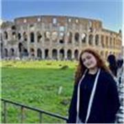 Ciao! Mi chiamo Chiara Bertani, ho 18 anni e sono una studentessa del V anno del liceo linguistico F. Selmi.Offro ripetizioni base
