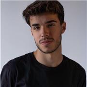 Graduado en Relaciones Internacionales en Inglés, he realizado un voluntariado internacional. Estudiante de C2 de Cambridge.