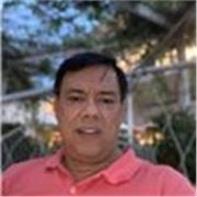 Profesor de lectura y escritura y pensamiento crítico