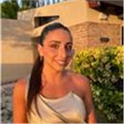 Estudiante universitaria avanzada, doy clases de matemática, física e inglés