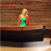 Insegnante laureata in Pedagogia e specializzata nel sostegno alle difficoltă di apprendimento per tutti gli ordini di scuola