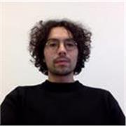 Doctorant en philosophie et professeur certifié donne cours de philosophie du lycée aux études supérieures.