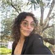 Laureata in lingue impartisce lezioni o ripetizioni di Inglese per tutti i livelli