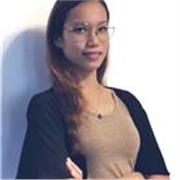 je serais ravie d'enseigner l'anglais à des adolescents. j'aimerais partager avec eux des histoire sur d'autres culture