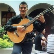 Clases de Guitarra, Cuerdas Típicas, Técnica Vocal, Bajo Eléctrico, Piano y Percusion