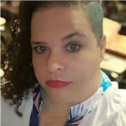 Professora Mestra em Educação com especialização em educação especial e infantil